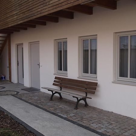 Gaestehaus In Der Gotthardtstrasse Erfurt Luaran gambar
